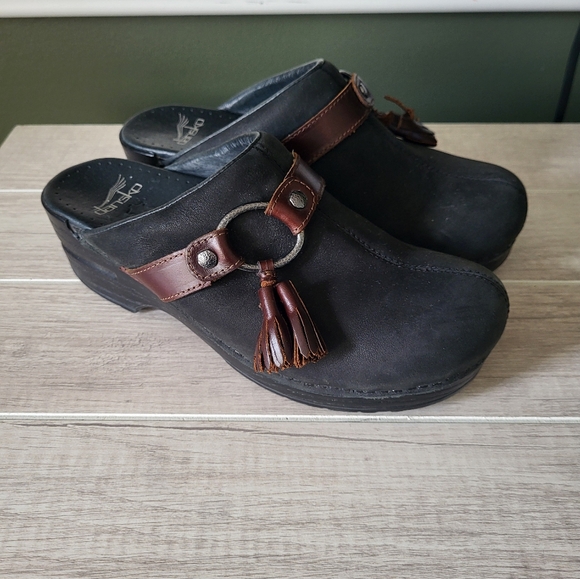 Dansko EU 37 US 7.5-8 Shandi Croc Leather Clog Mule Tassel Harness Slip On - Picture 1 of 9